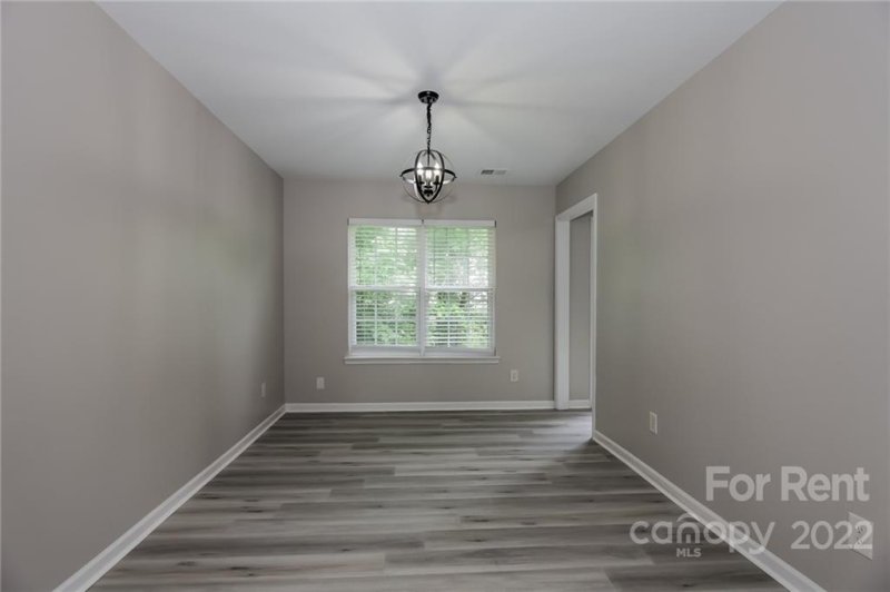 Property image 4 at 911 Grass Hollow Court, Charlotte, NC 28216