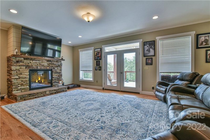 Property image 5 at 712 Settlers Trail, Mars Hill, NC 28754