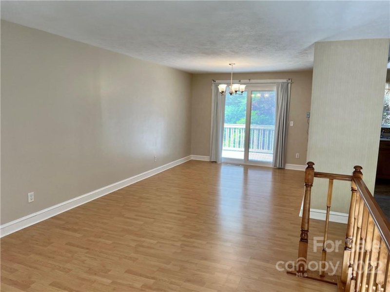 Property image 4 at 235 Bradshaw Avenue, Hendersonville, NC 28792