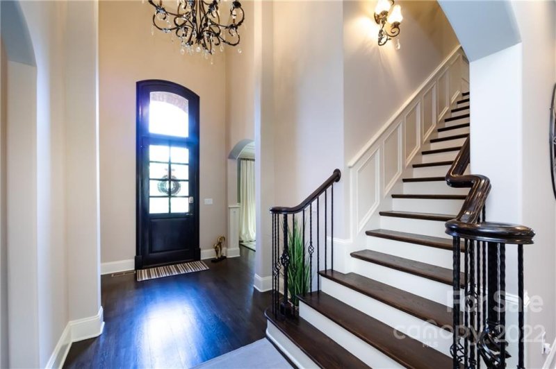 Property image 5 at 2631 Highworth Lane, Charlotte, NC 28214