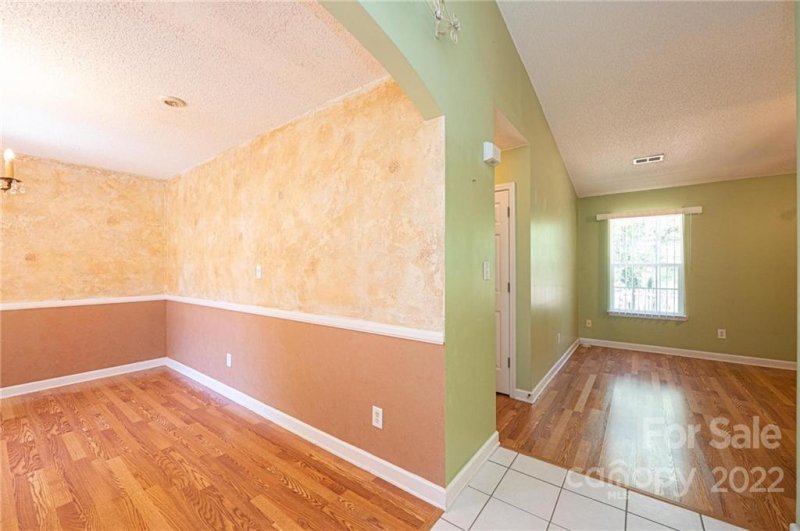 Property image 4 at 1957 8th Street Lane, Hickory, NC 28602