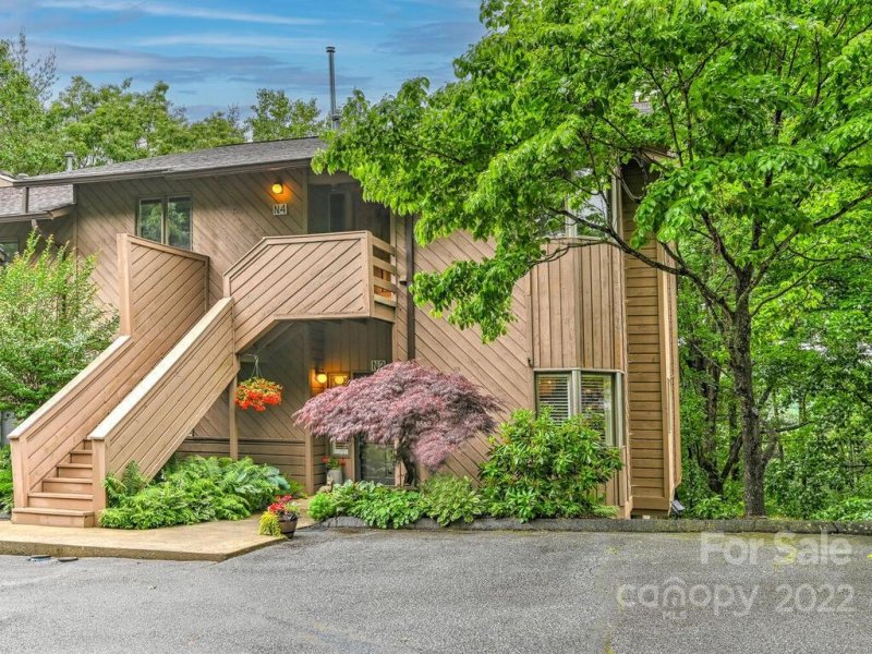 305 Piney Mountain Drive