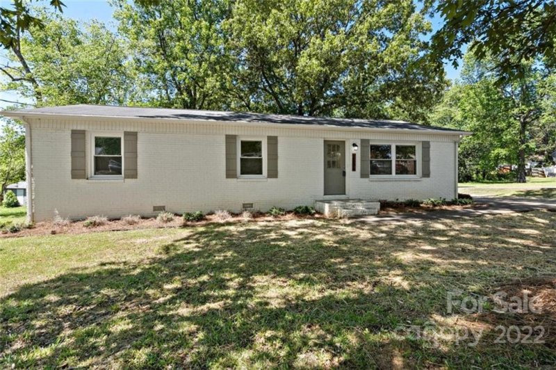 Property image 2 at 1505 Northwoods Drive, Kings Mountain, NC 28086