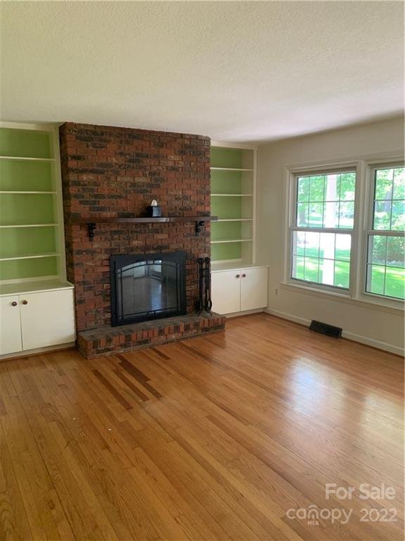 Property image 2 at 4 Sunset Lane, Swannanoa, NC 28778