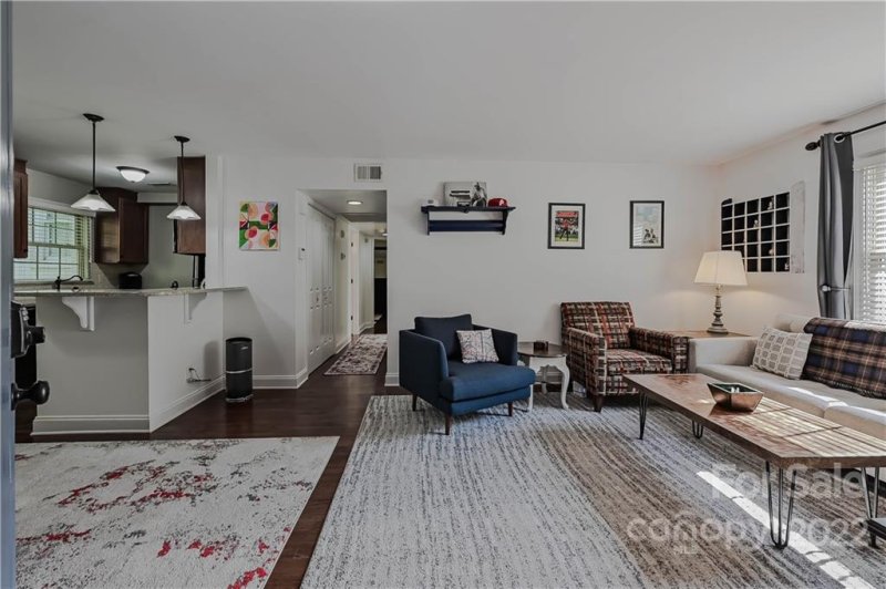 Property image 3 at 4919 Park Road, Charlotte, NC 28209