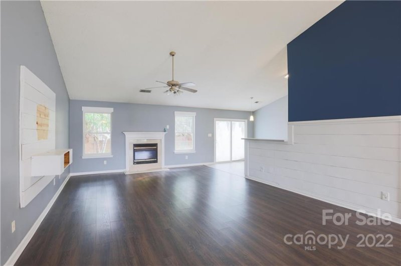 Property image 3 at 12043 Chantress Lane, Charlotte, NC 28215