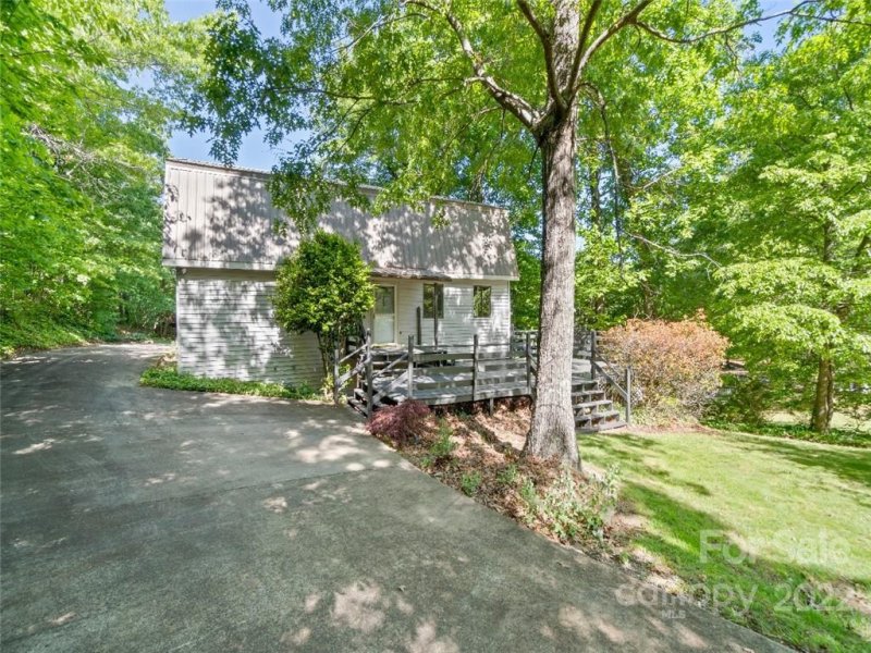 Property image 2 at 8845 Tallow Tree Road, Connelly Springs, NC 28612