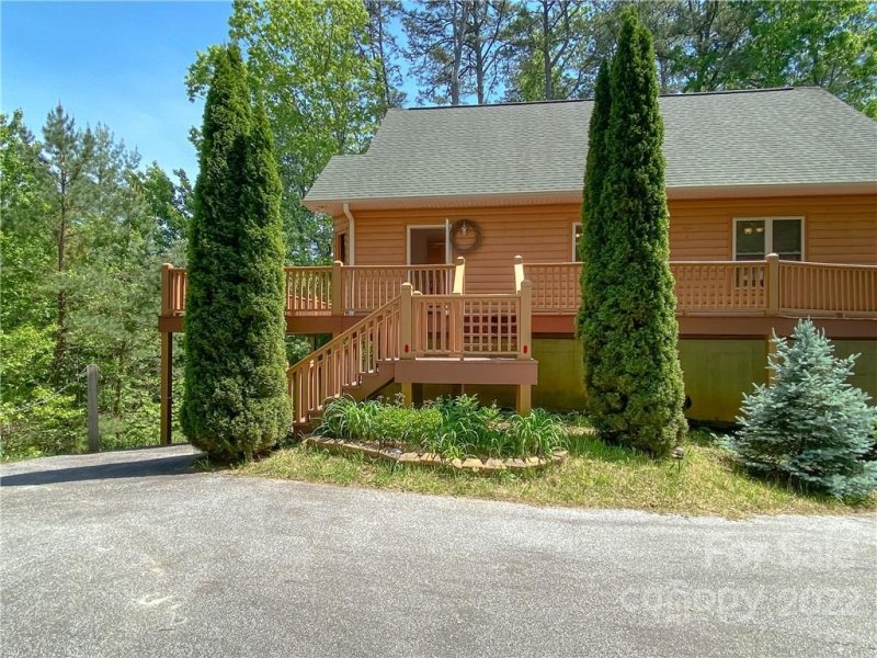 Property image 2 at 273 N Rhododendron Road, Almond, NC 28702