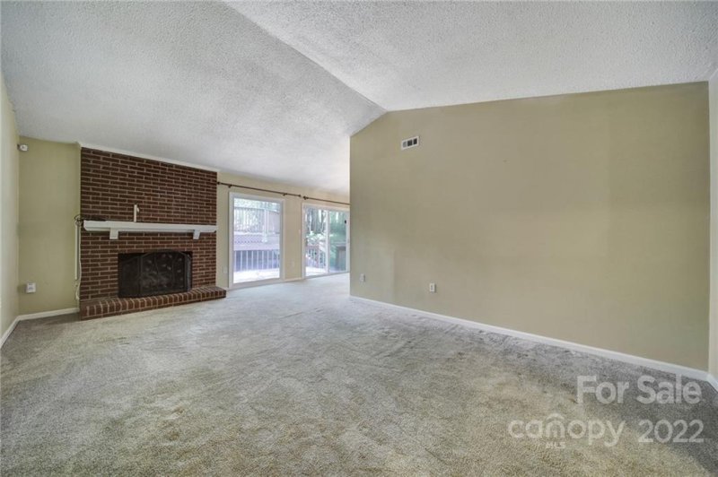 Property image 5 at 8725 Kirchenbaum Drive, Charlotte, NC 28210