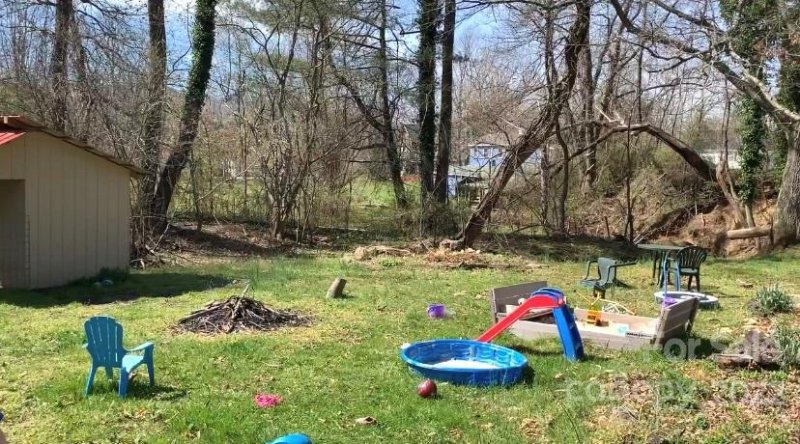 Property image 2 at 43 Riddle Road, Swannanoa, NC 28778