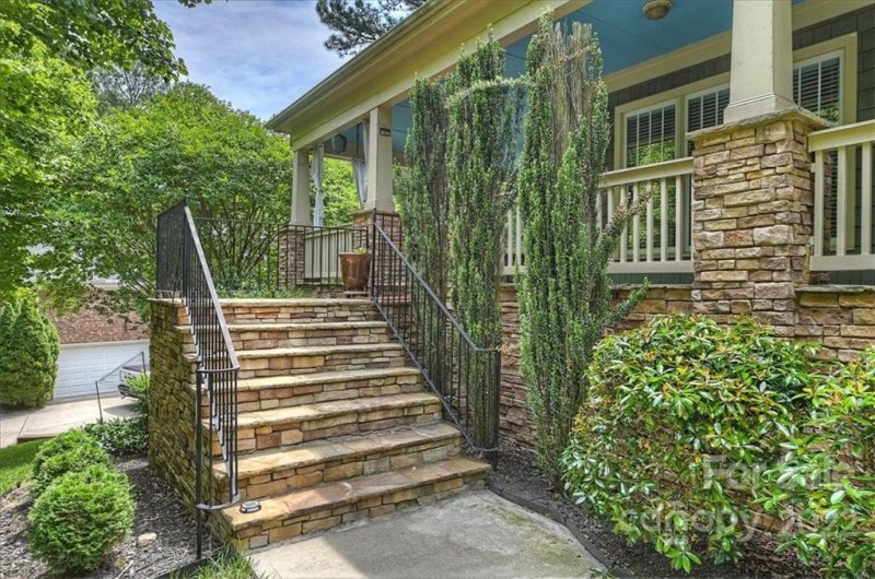 Property image 2 at 1871 Chestnut Hill Drive, Tega Cay, SC 29708