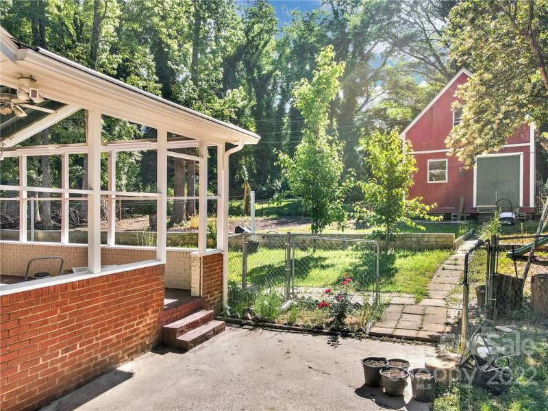 Property image 5 at 4722 Dawnwood Drive, Charlotte, NC 28212