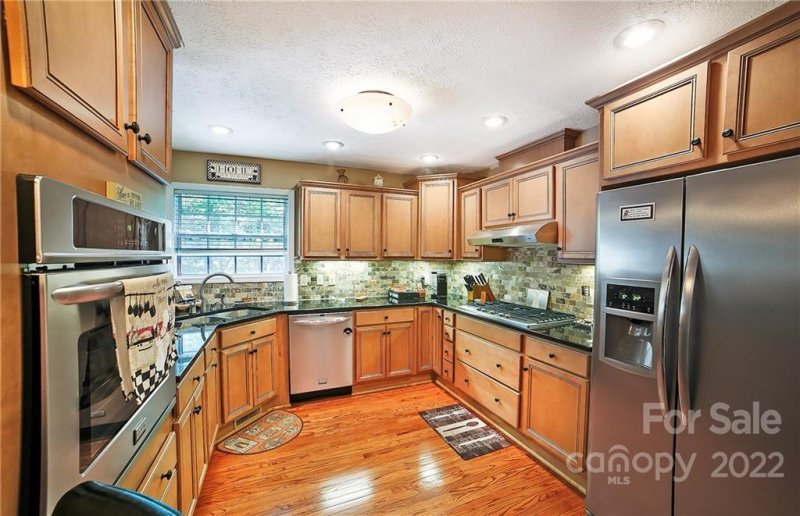 Property image 5 at 304 Laurel Park Place, Hendersonville, NC 28791