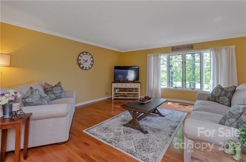 Property image 5 at 7 Greenbriar Woods Circle, Etowah, NC 28729