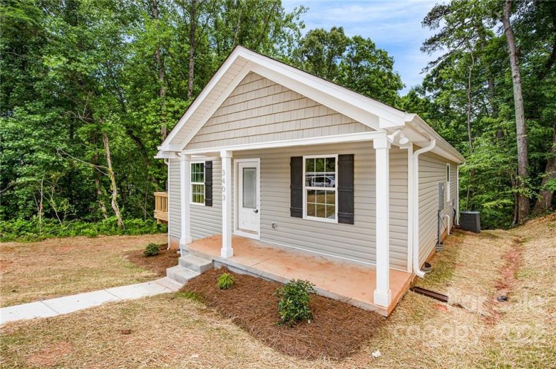 Property image 2 at 3403 Belfast Drive, Gastonia, NC 28052