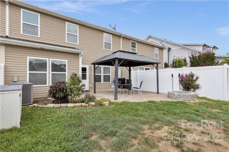 Property image 3 at 361 Battery Circle, Clover, SC 29710