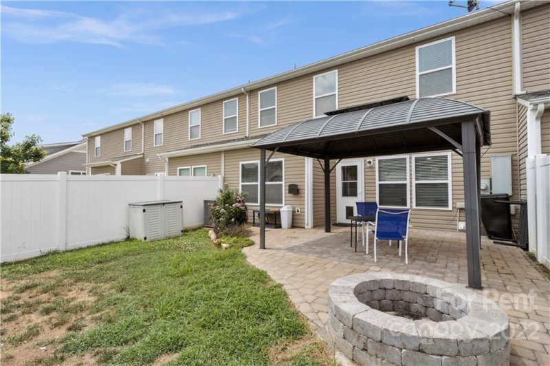 Property image 4 at 361 Battery Circle, Clover, SC 29710