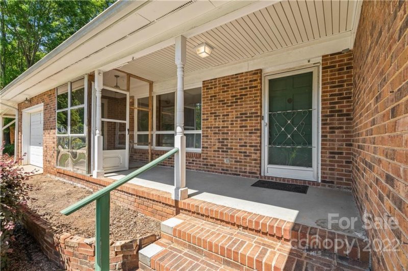 Property image 3 at 312 Brookside Drive, Fort Mill, SC 29715