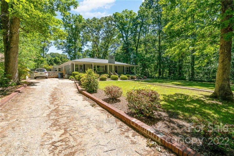 Property image 5 at 304 W Colonial Drive, Salisbury, NC 28144