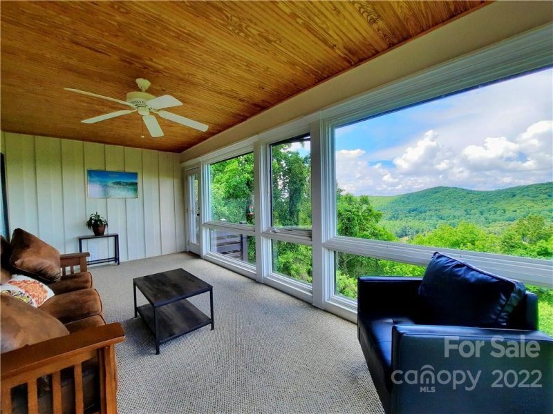 Property image 4 at 132 Country Ridge Road, Hendersonville, NC 28739
