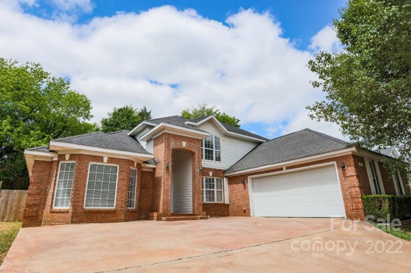 7308 Flodden Field Court