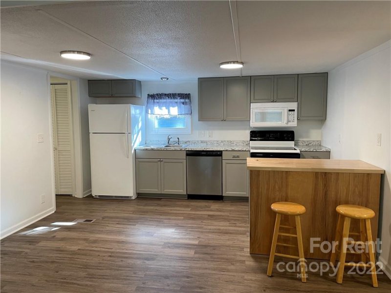 Property image 2 at 3408 Stony Brook Circle, Newton, NC 28658