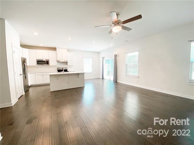 Property image 3 at 10050 Lilac Court, Charlotte, NC 28215