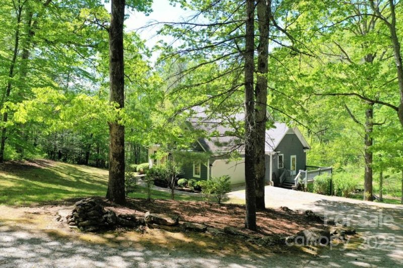 Property image 3 at 201 Cedar Creek Farm Road, Tuckasegee, NC 28783
