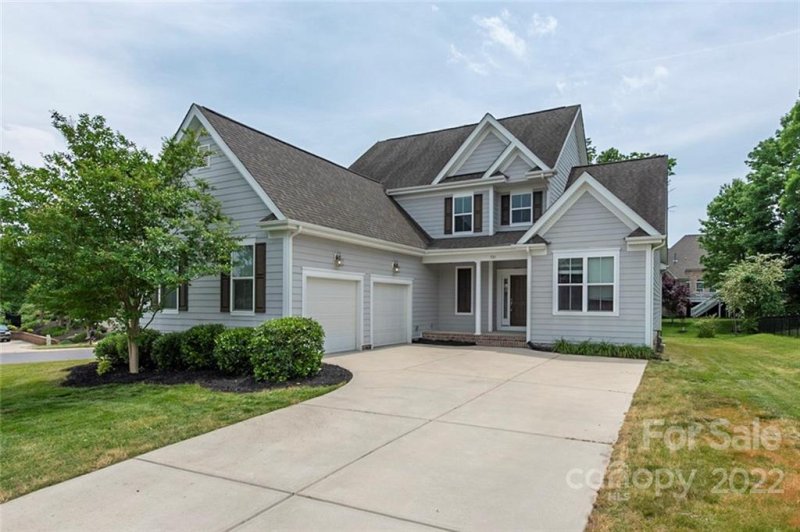 Property image 2 at 501 Riviera Place, Rock Hill, SC 29730