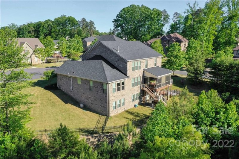 Property image 3 at 14105 Varsovie Court, Charlotte, NC 28278