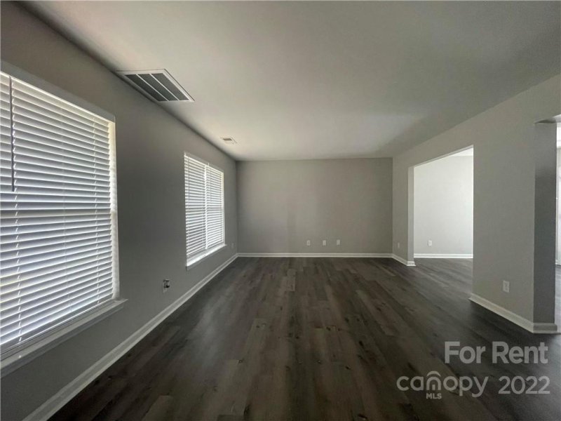 Property image 3 at 1418 Peach Park Lane, Charlotte, NC 28216