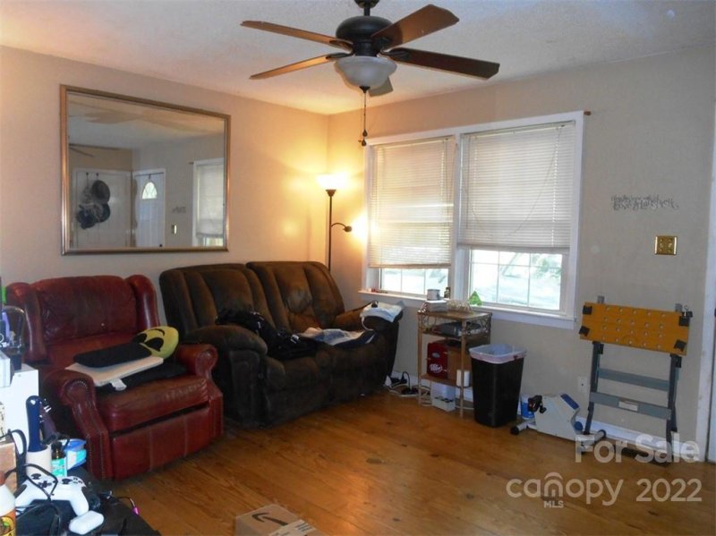 Property image 3 at 1115 Sandhurst Drive, Newton, NC 28658
