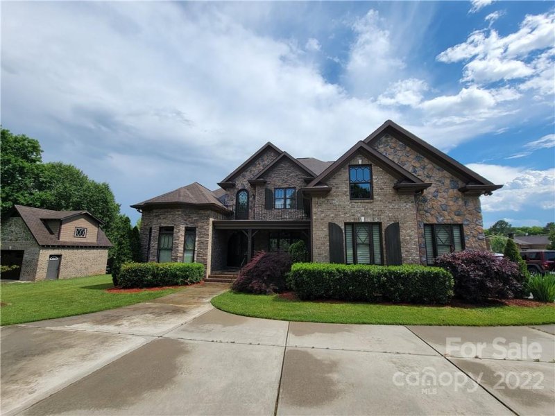 Property image 2 at 4723 Sw Carolando Drive, Concord, NC 28027