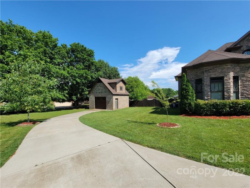 Property image 4 at 4723 Sw Carolando Drive, Concord, NC 28027