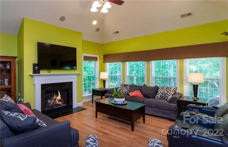 Property image 3 at 2131 Eskridge Terrace, Lake Wylie, SC 29710