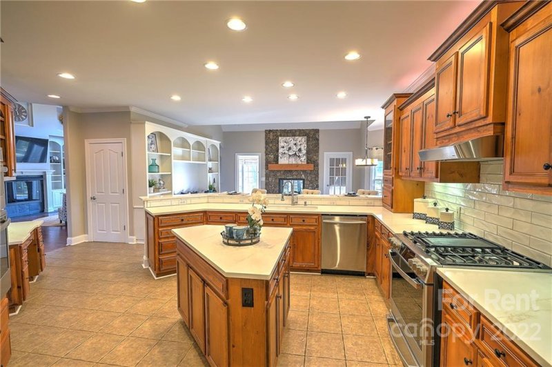 Property image 4 at 132 High Sail Court, Mooresville, NC 28117