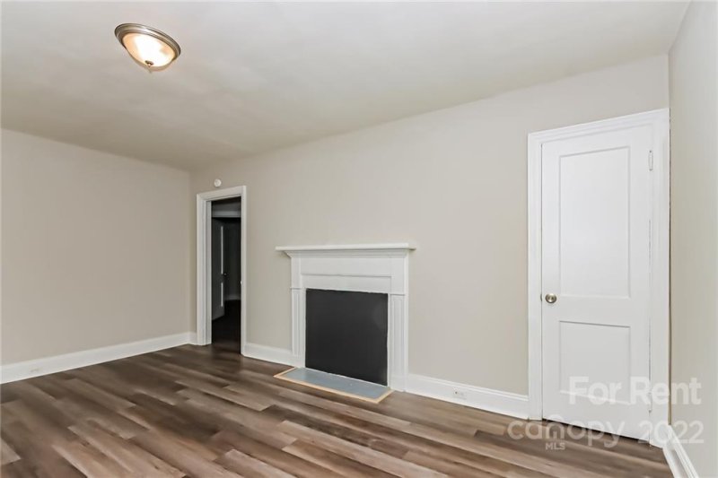 Property image 4 at 1214 Mitchell Avenue, Statesville, NC 28677