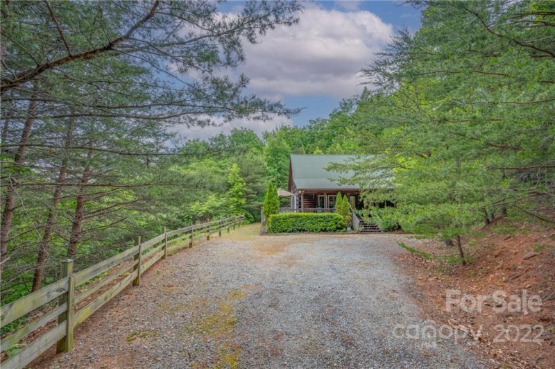 Property image 2 at 126 E Spur Ridge, Bostic, NC 28018