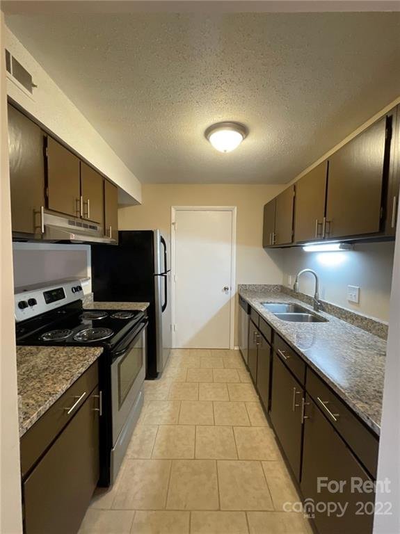 Property image 5 at 5024 Sardis Road, Charlotte, NC 28270