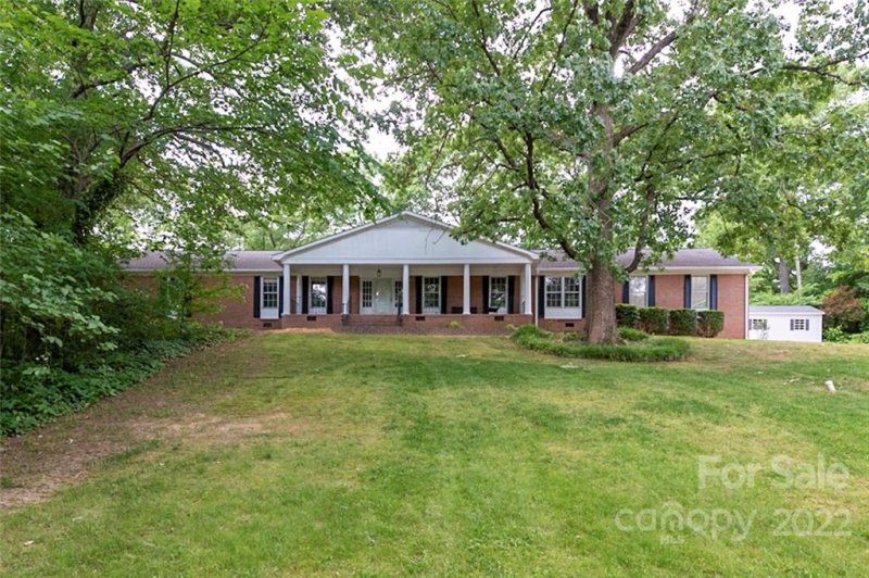 1125 Hermitage Road