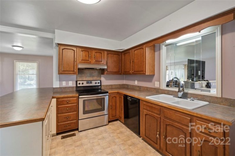 Property image 4 at 2116 Helen Drive, Gastonia, NC 28054