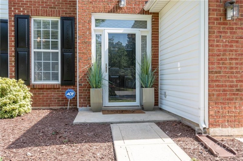 Property image 5 at 4509 Fox Thorne Drive, Charlotte, NC 28216