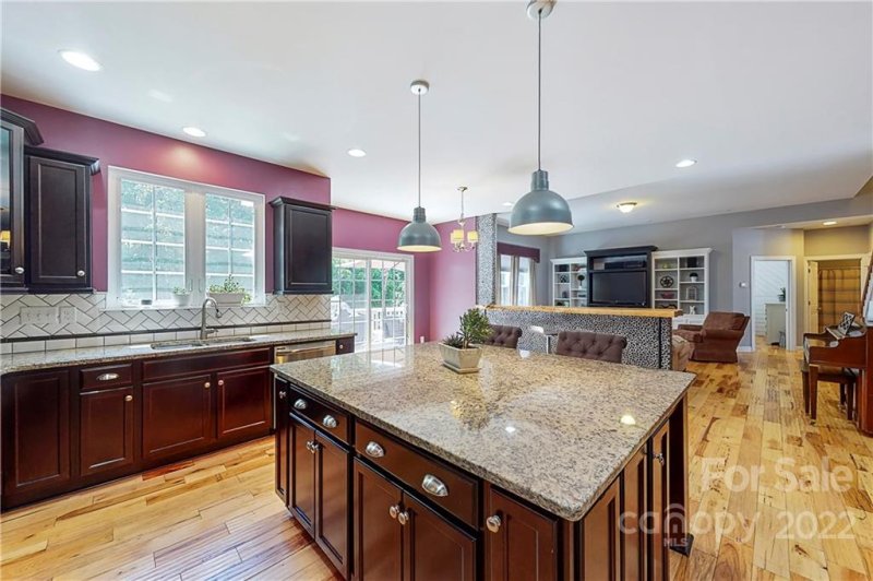 Property image 4 at 3819 Blazeprince Drive, Charlotte, NC 28215