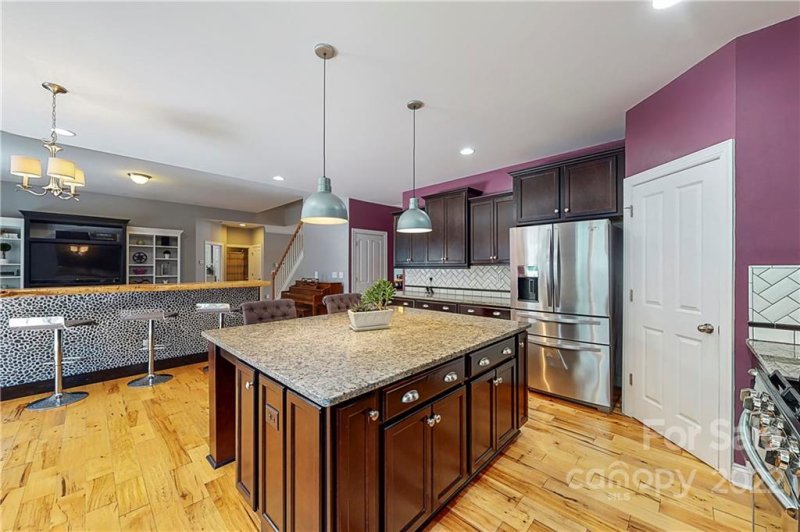 Property image 5 at 3819 Blazeprince Drive, Charlotte, NC 28215