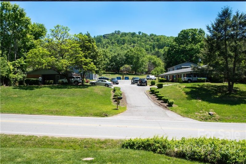 Property image 2 at 365 Weaverville Road, Asheville, NC 28804