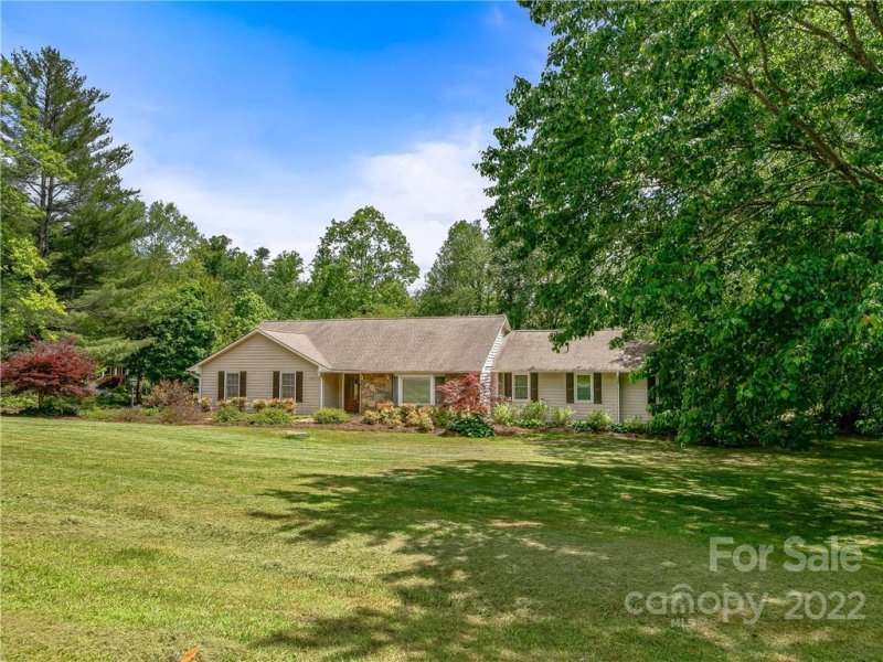 Property image 5 at 223 Raintree Drive, Hendersonville, NC 28791
