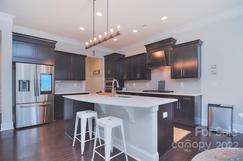 Property image 2 at 9739 Wheatfield Road, Charlotte, NC 28277