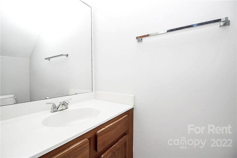 Property image 4 at 10913 Carmel Crossing Road, Charlotte, NC 28226