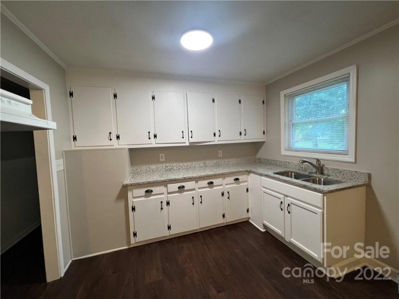 Property image 4 at 2600 Mary Avenue, Gastonia, NC 28052