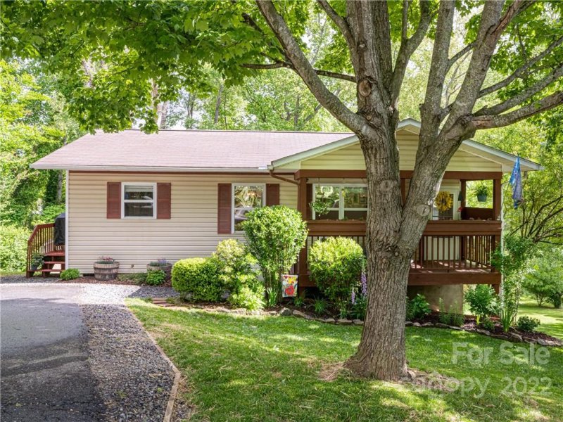 Property image 3 at 22 Wilson Creek Drive, Asheville, NC 28803